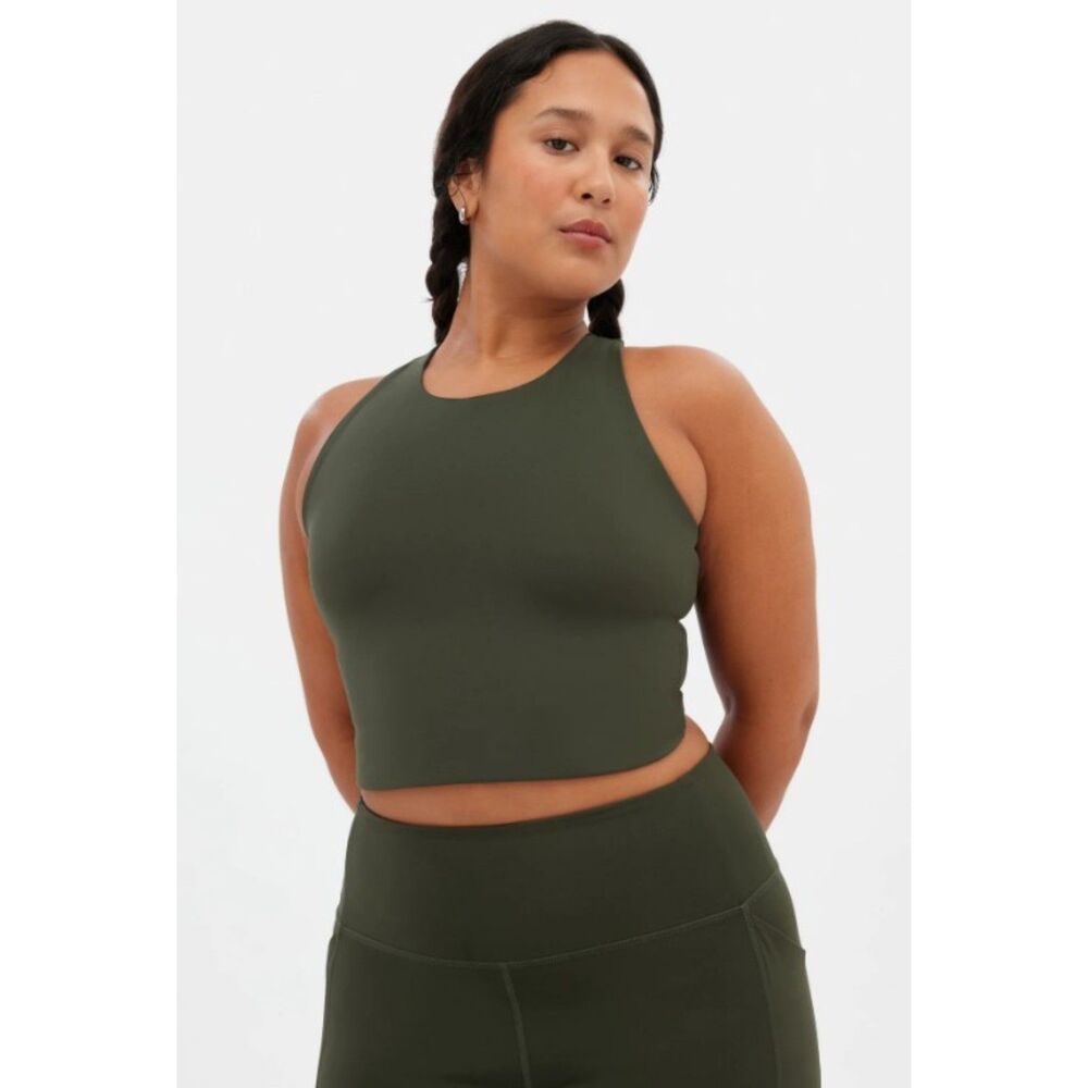 Girlfriend Collective Terrace Dylan Tank Bra Top in Green size Medium